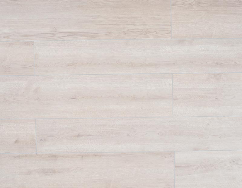 laminat_rooms_suite_244_dub_luksor_serebristyy_rv820w